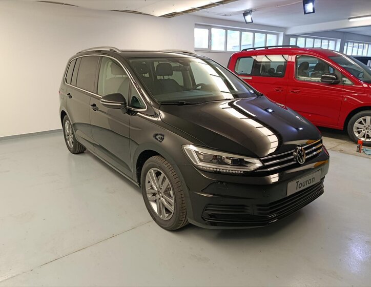Volkswagen Touran MPV 1,5 l 110 kw
