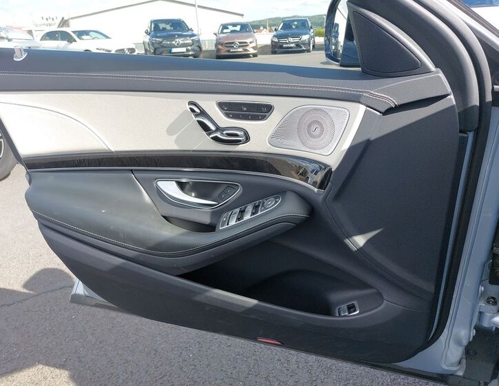 Mercedes-Benz Třídy S 22