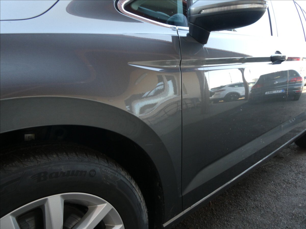 Volkswagen Touran MPV 2,0 l 110 kw