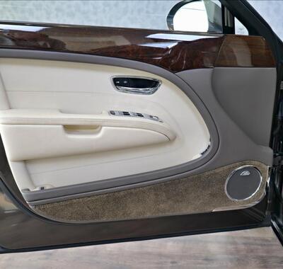 Bentley Mulsanne 9