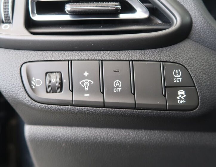 Hyundai i30 Kombi 1,5 l 118 kw