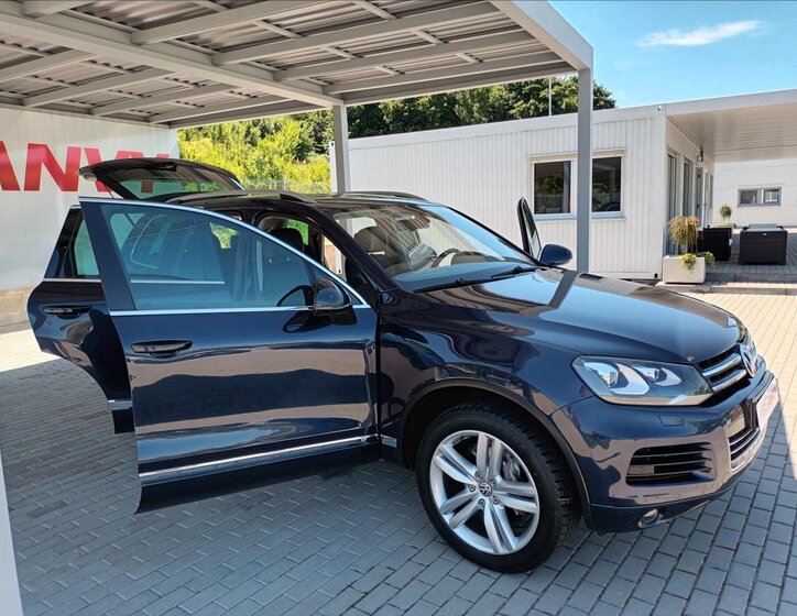 Volkswagen Touareg SUV / Terénní 3,0 l 176 kw