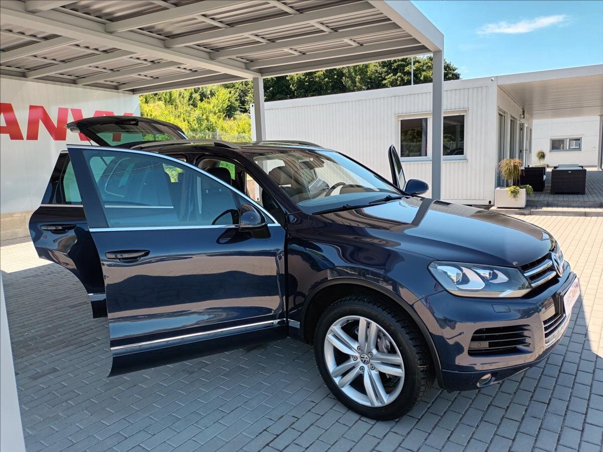 Volkswagen Touareg SUV / Terénní 3,0 l 176 kw