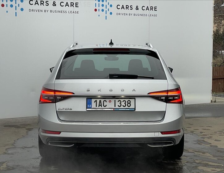 Škoda Superb 24