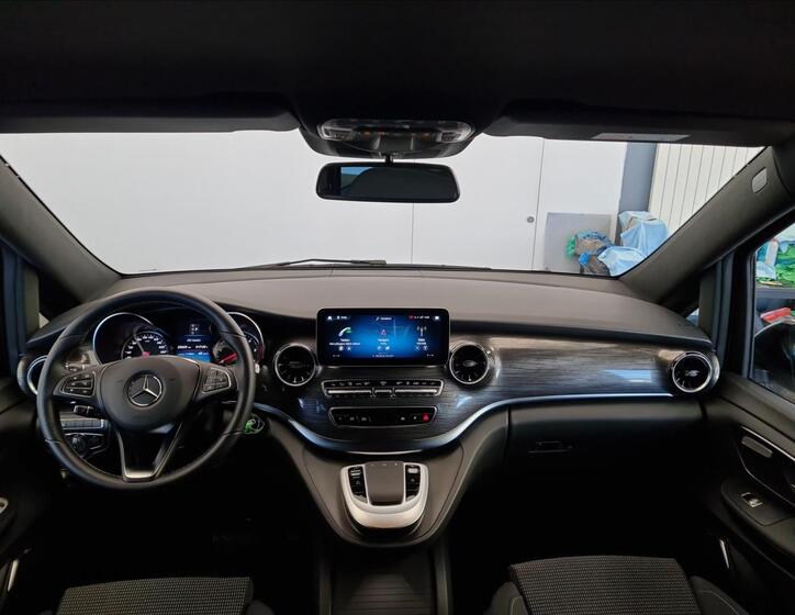 Mercedes-Benz Třídy V 13