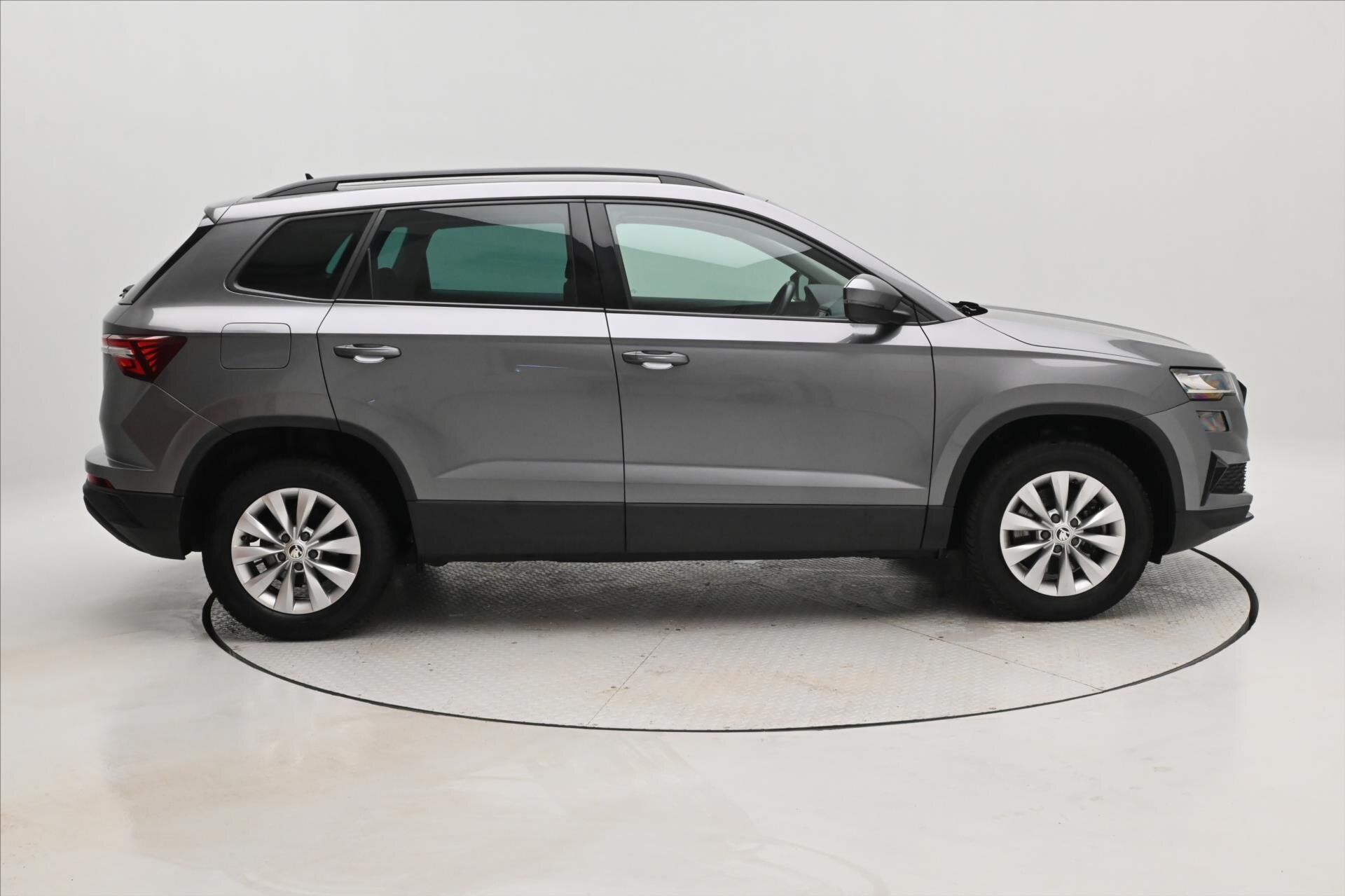 Škoda Karoq SUV 1,5 l 110 kw