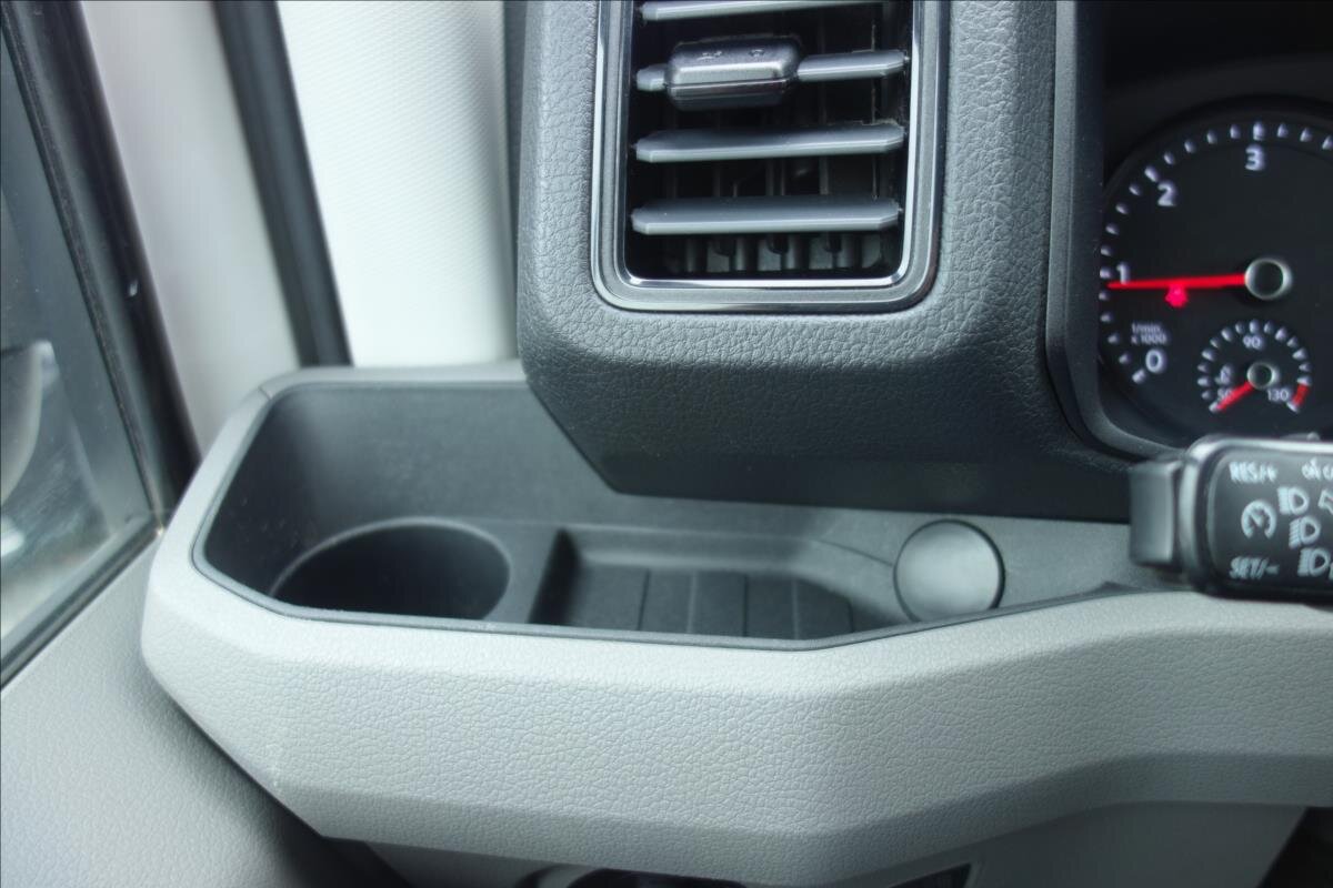 Volkswagen Crafter Skříň 2,0 l 103 kw