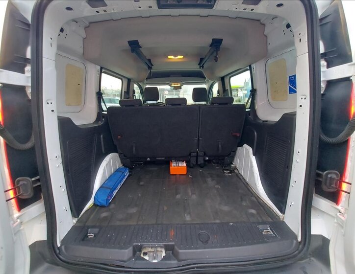 Ford Transit Connect Kombi 1,5 l 74 kw