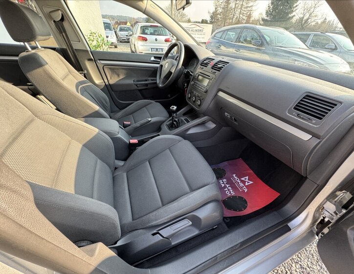 Volkswagen Golf Hatchback 1,6 l 85 kw