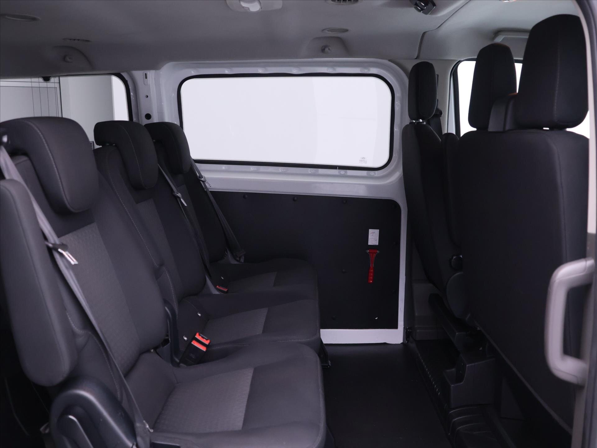 Ford Transit Custom Kombi 2,0 l 95 kw