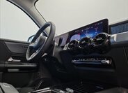 Mercedes-Benz GLB 16
