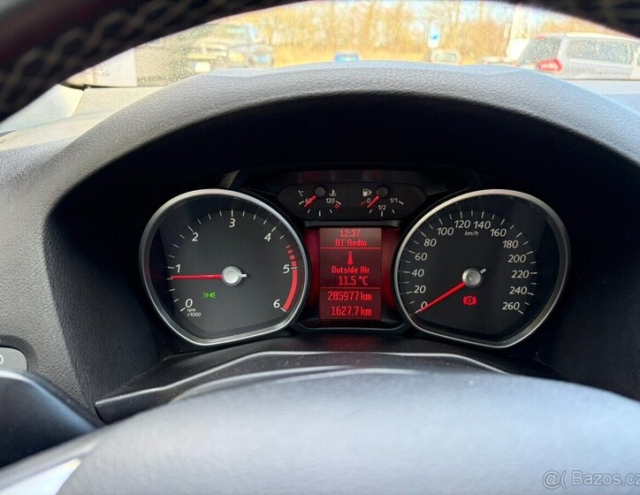 Ford Mondeo Kombi 0,0 104 kw