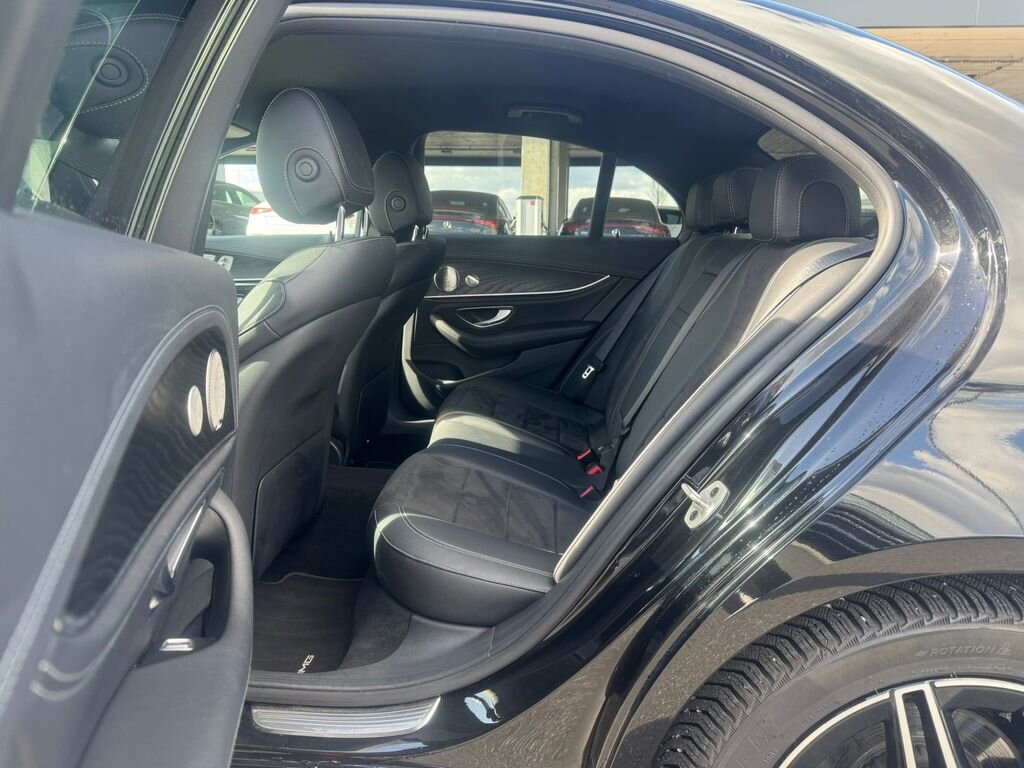 Mercedes-Benz Třídy E Sedan / Limuzína 2,0 l 143 kw