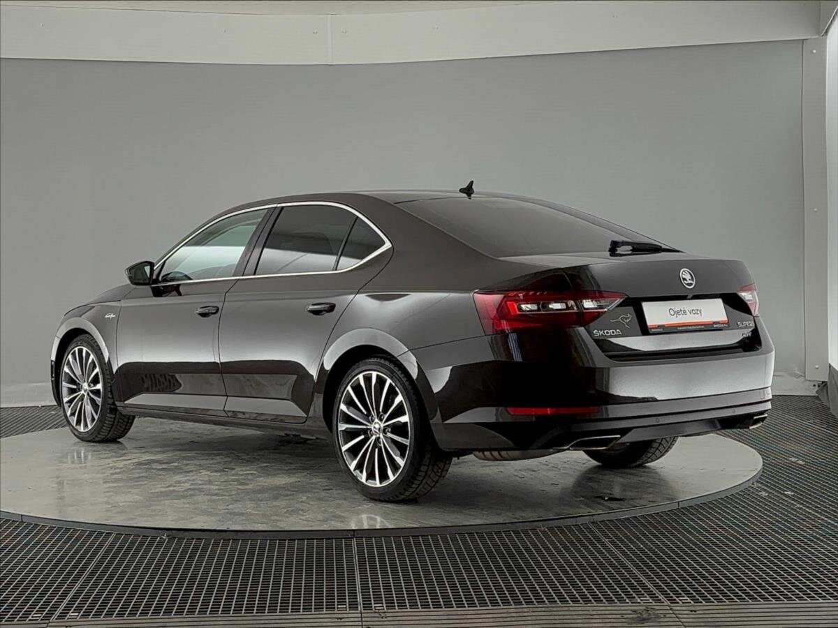 Škoda Superb Liftback 2,0 l 206 kw