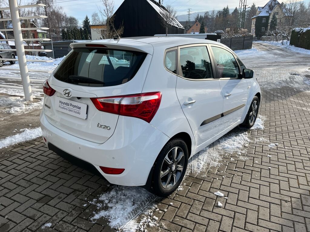 Hyundai ix20 MPV 1,6 l 92 kw