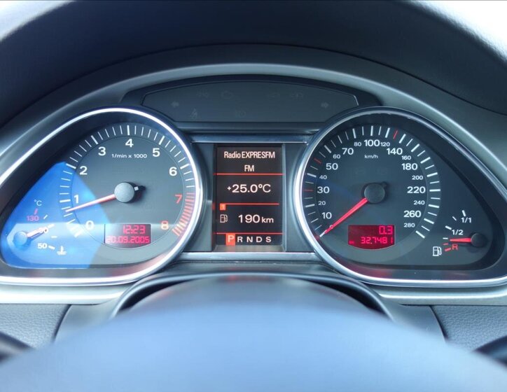 Audi Q7 SUV / Terénní 4,2 l 257 kw