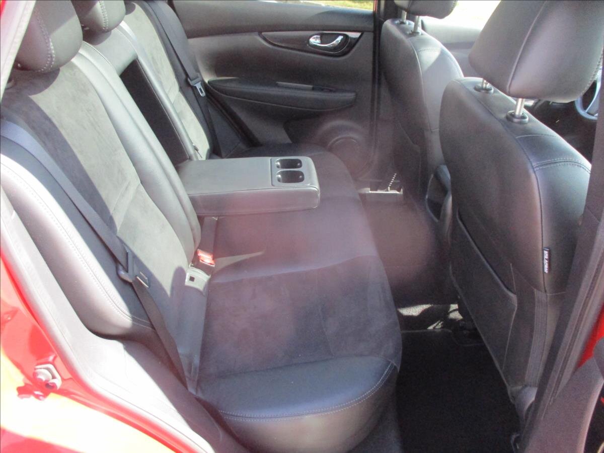 Nissan Qashqai SUV 1,6 l 96 kw