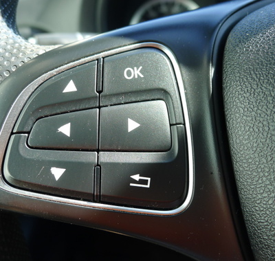 Mercedes-Benz Vito 18