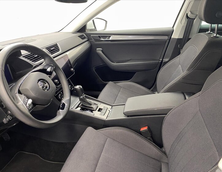 Škoda Superb Kombi 2,0 l 206 kw