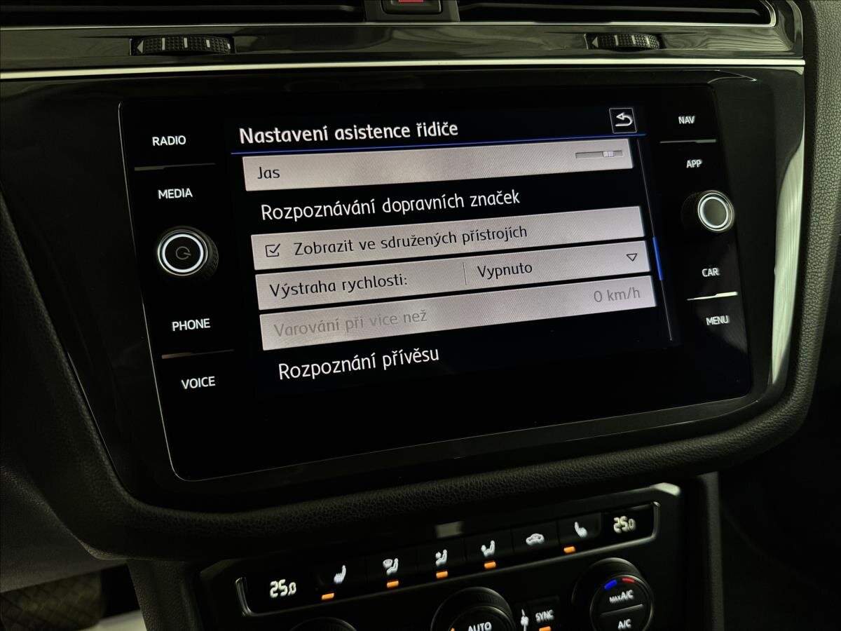 Volkswagen Tiguan Allspace SUV / Terénní 2,0 l 140 kw