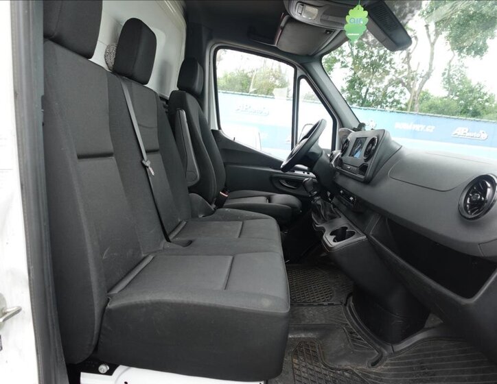Mercedes-Benz Sprinter Valník 2,0 l 125 kw