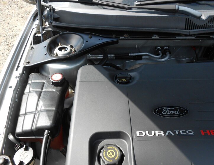 Ford Mondeo Liftback 1,8 l 92 kw