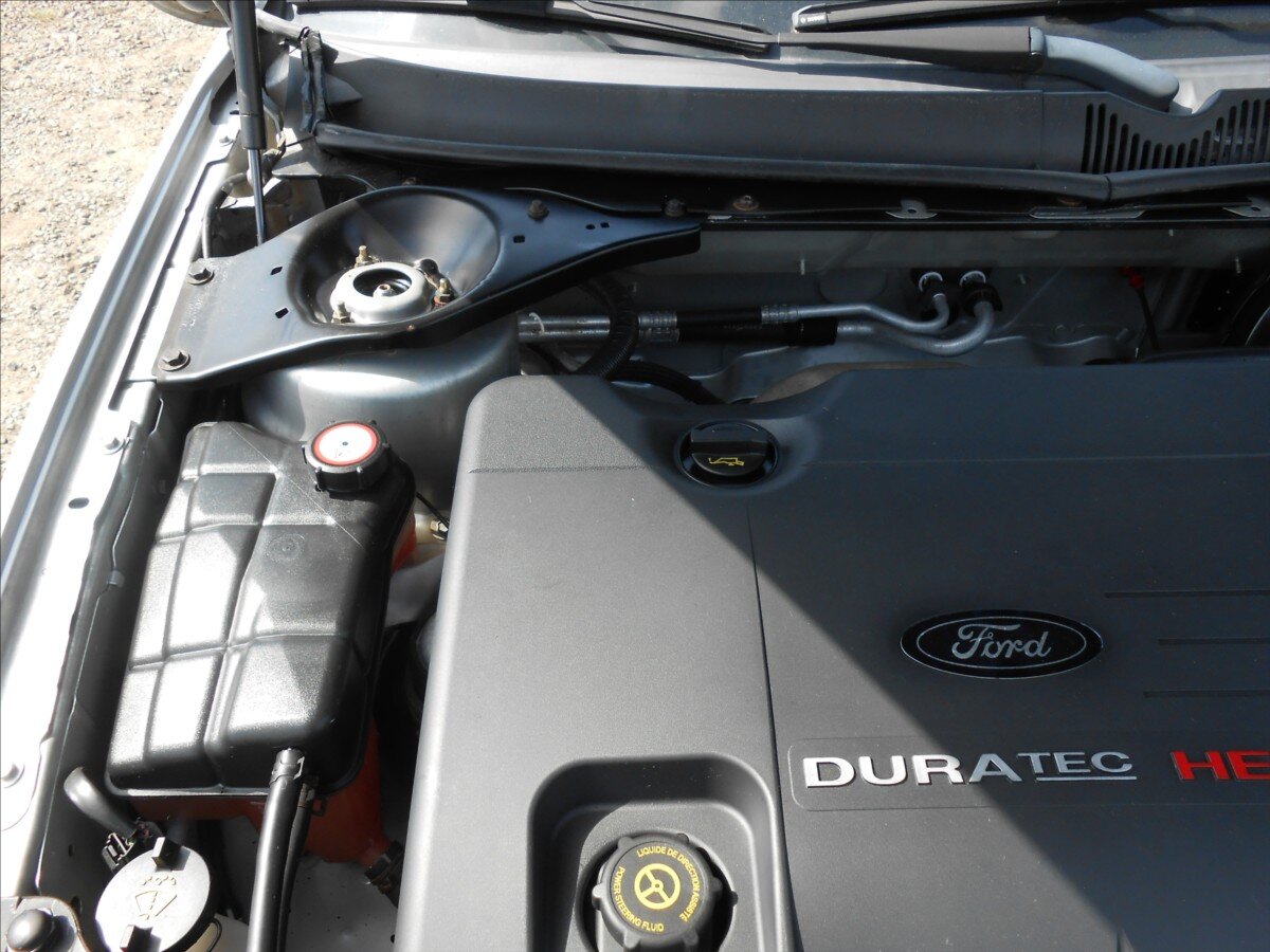 Ford Mondeo Liftback 1,8 l 92 kw