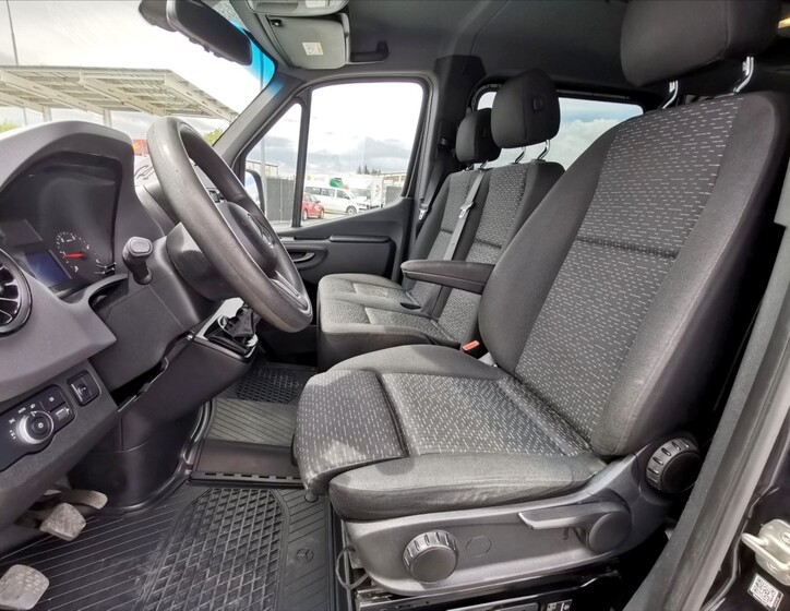 Mercedes-Benz Sprinter 5