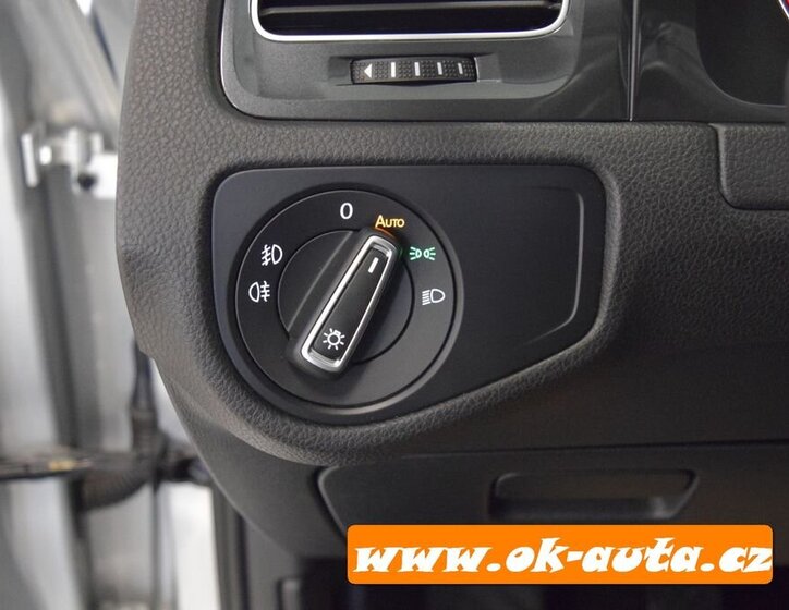 Volkswagen Golf Kombi 1,6 l 85 kw