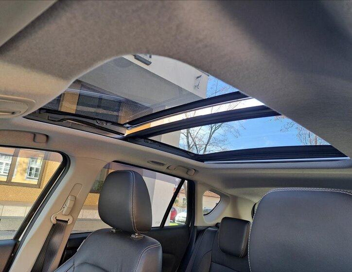 Suzuki SX4 S-Cross Hatchback 1,6 l 88 kw