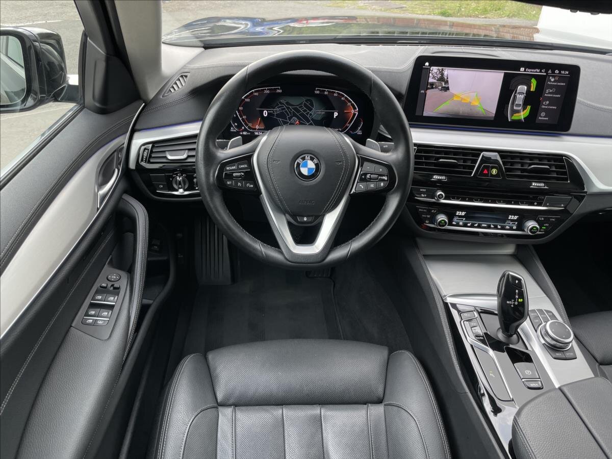 BMW Řada 5 Sedan 3,0 l 250 kw