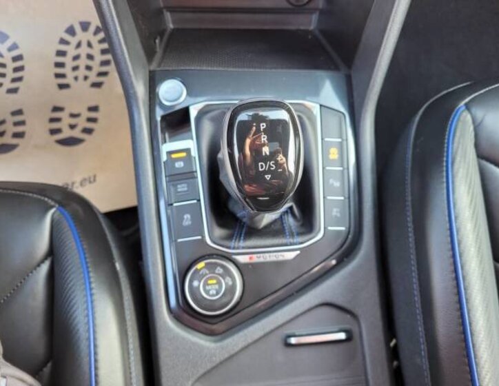 Volkswagen Tiguan SUV 2,0 l 235 kw
