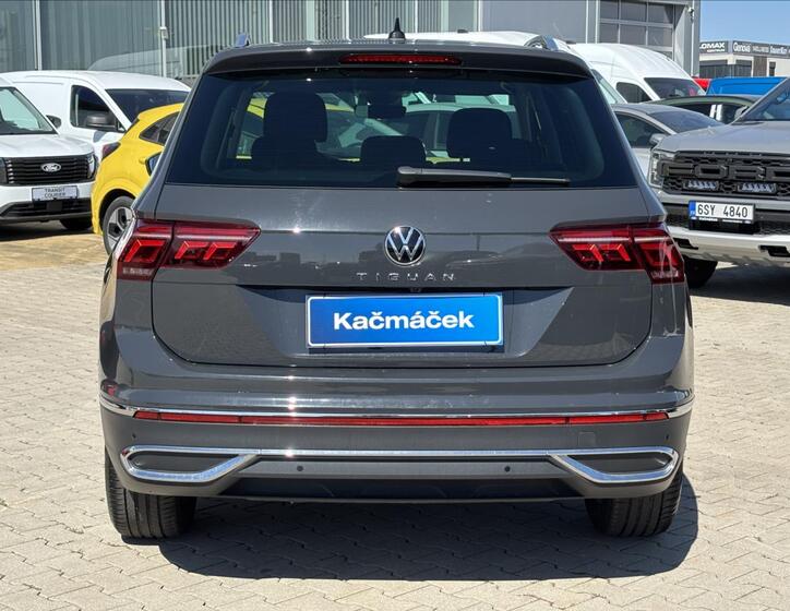 Volkswagen Tiguan 4