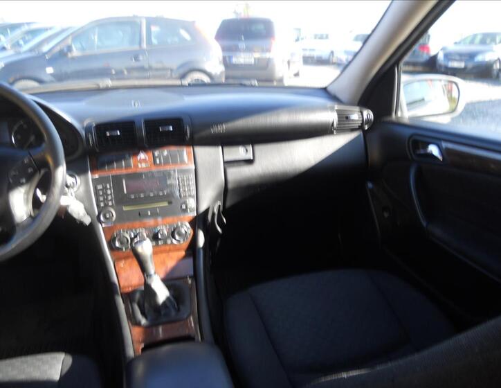 Mercedes-Benz Třídy C 14