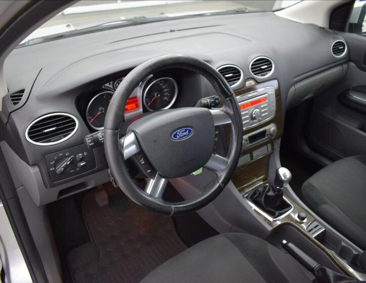 Ford Focus 9