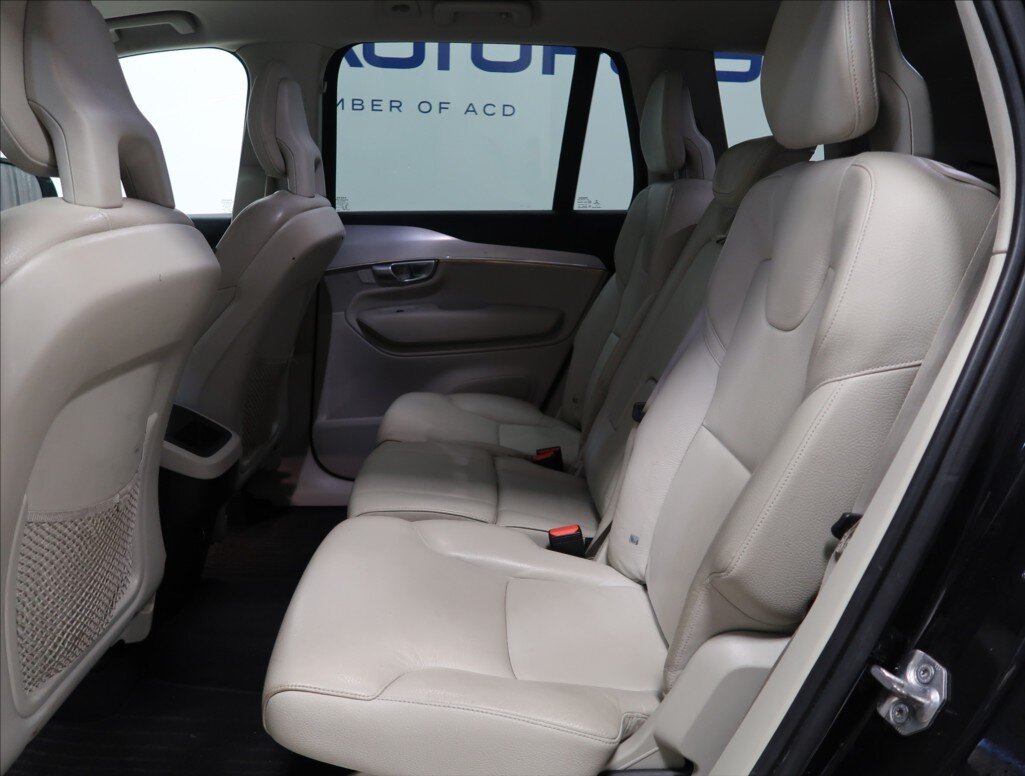 Volvo XC90 SUV 2,0 l 173 kw