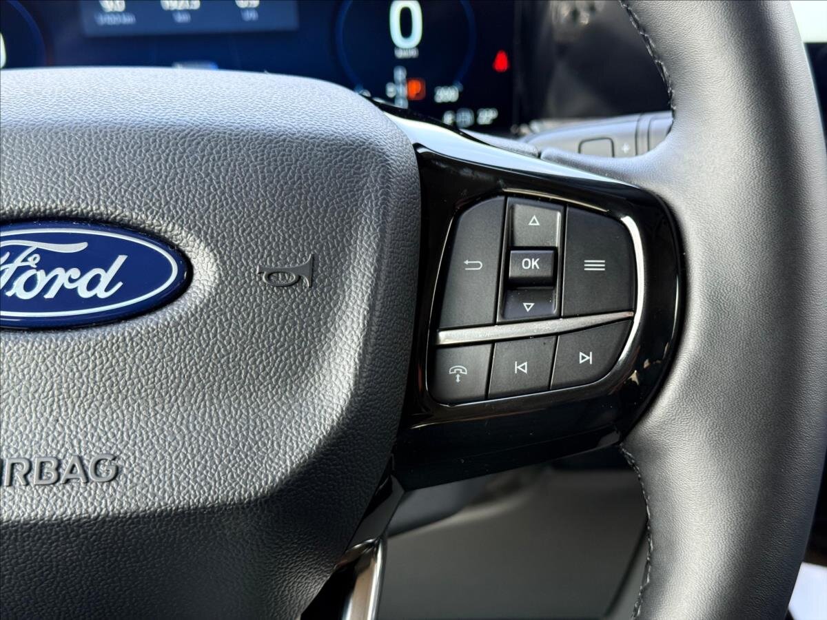 Ford Tourneo Custom Kombi 2,0 l 125 kw