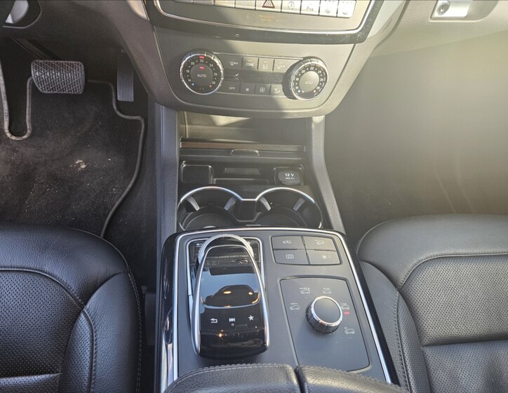 Mercedes-Benz GLE 18