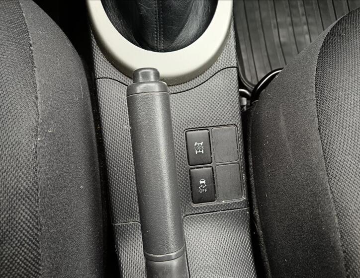 Toyota Urban Cruiser 21