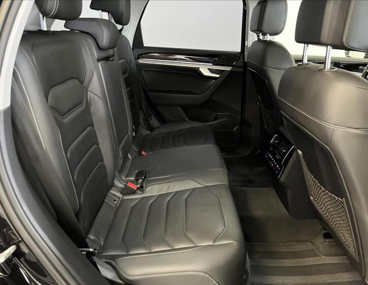 Volkswagen Touareg 26