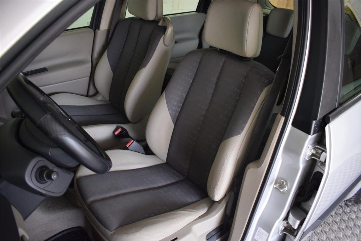 Renault Scénic MPV 1,6 l 83 kw