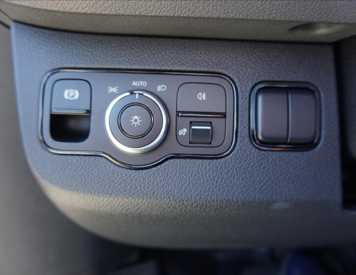 Mercedes-Benz Sprinter 18