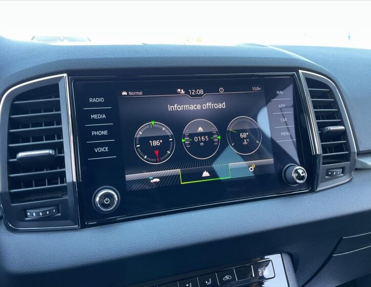 Škoda Karoq SUV / Terénní 2,0 l 110 kw