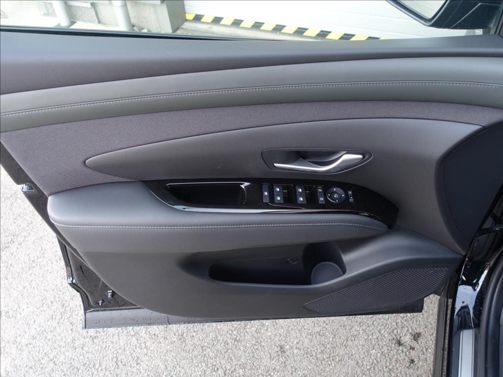 Hyundai Tucson SUV / Terénní 1,6 l 185 kw