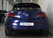 Opel Astra Hatchback 2,0 l 206 kw