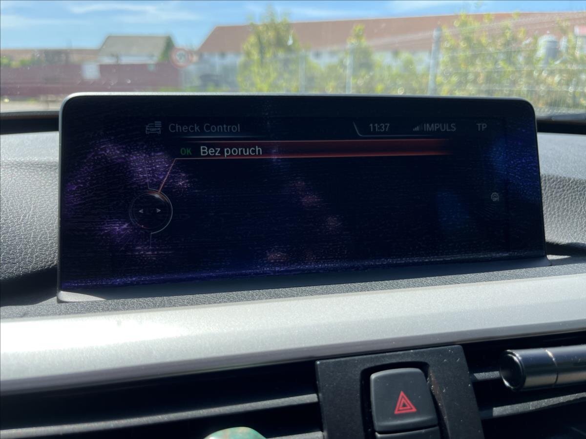 BMW Řada 3 Sedan / Limuzína 2,0 l 135 kw