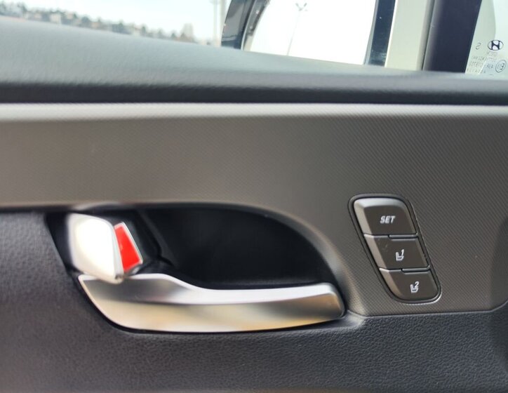 Hyundai Santa Fe SUV / Terénní 2,2 l 142 kw