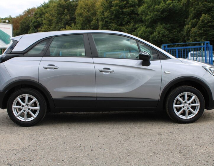 Opel Crossland SUV / Terénní 1,2 l 96 kw