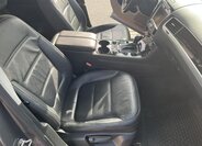 Volkswagen Touareg SUV 3,0 l 176 kw
