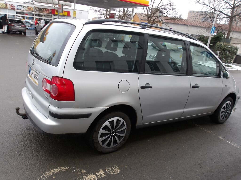 Volkswagen Sharan Kombi 1,9 l 85 kw